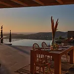 Сasa de vacaciones Infinity Sea View Hillside With Private Pool