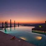 Сasa de vacaciones Infinity Sea View Hillside With Private Pool