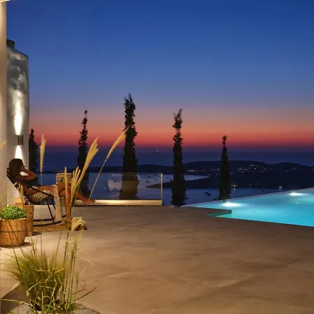 Holiday home Infinity Sea View Hillside With Private Pool *