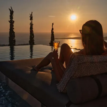 Infinity Sea View Hillside With Private Pool Holiday home